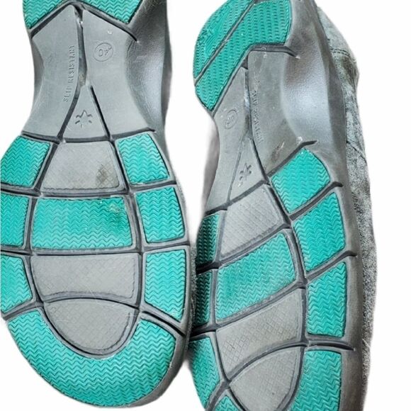 Gray & Turqoise Dansko Suede Shoes - Picture 5 of 6